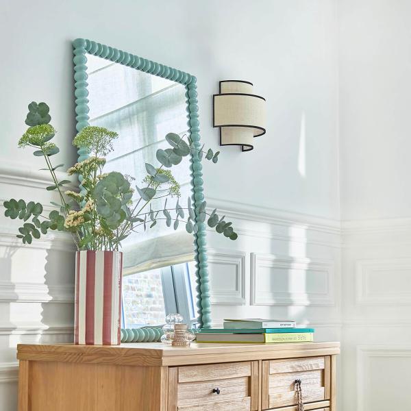 À quelle hauteur poser ses appliques murales ? Conseils d'une décoratrice